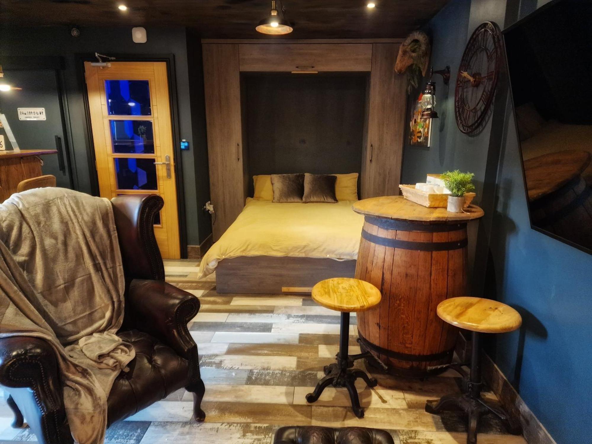 The Pub - Unique & Authentic Experience - Free Parking!, 5 Minutes From Airbus And The Mall Cribbs Бристоль Экстерьер фото