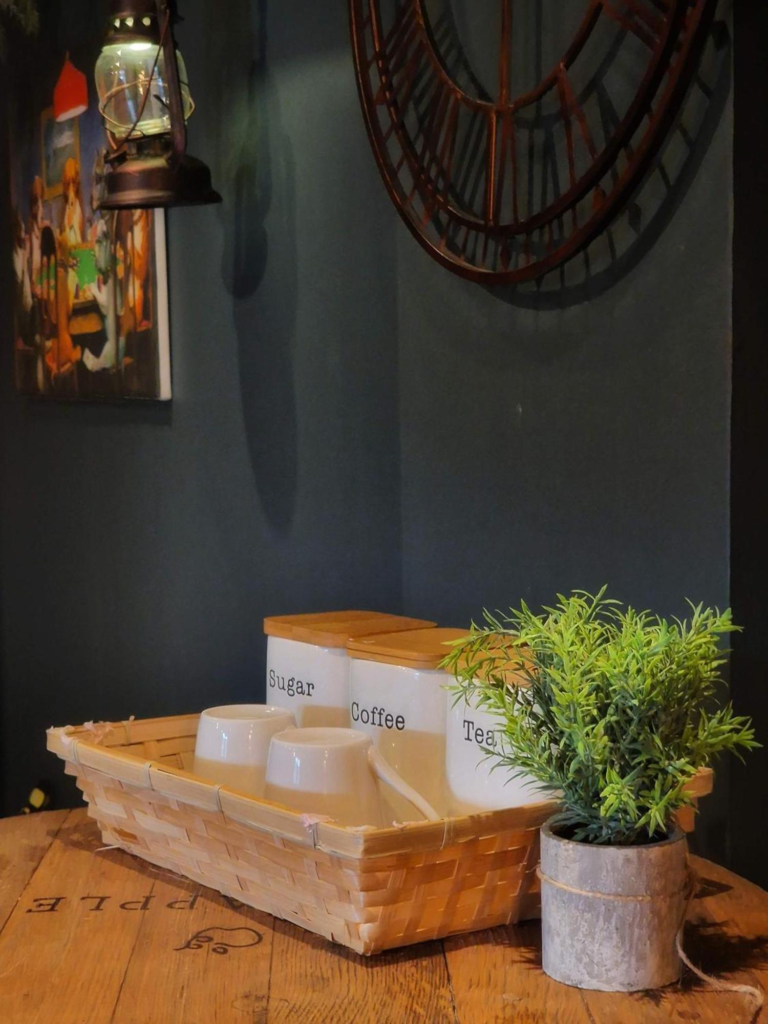 The Pub - Unique & Authentic Experience - Free Parking!, 5 Minutes From Airbus And The Mall Cribbs Бристоль Экстерьер фото